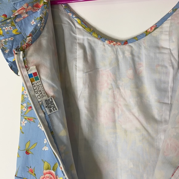 Claudia Barnes Flower Dress - Picture 12 of 13